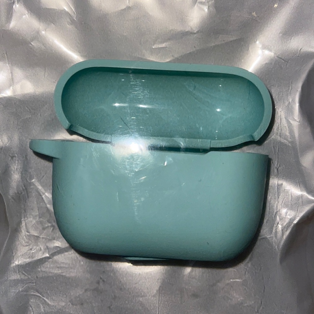 Apple AirPods Pro Case